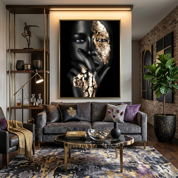 Картина на полотні дівчина із золотими деталями 2326 фото